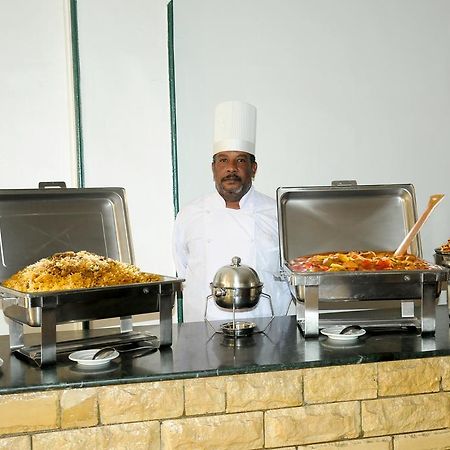 Nile Hotel Aswan Exteriör bild