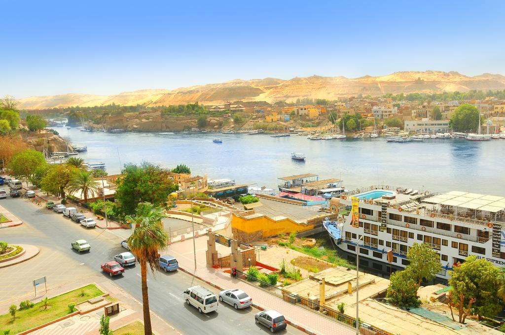 Nile Hotel Aswan Exteriör bild